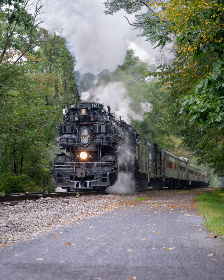 Approaching Helmstetter's Curve